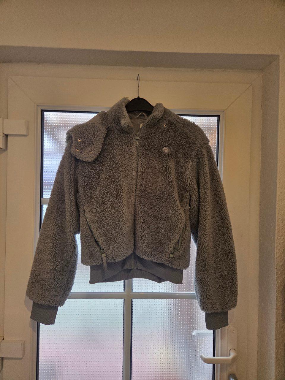 Fell jacke