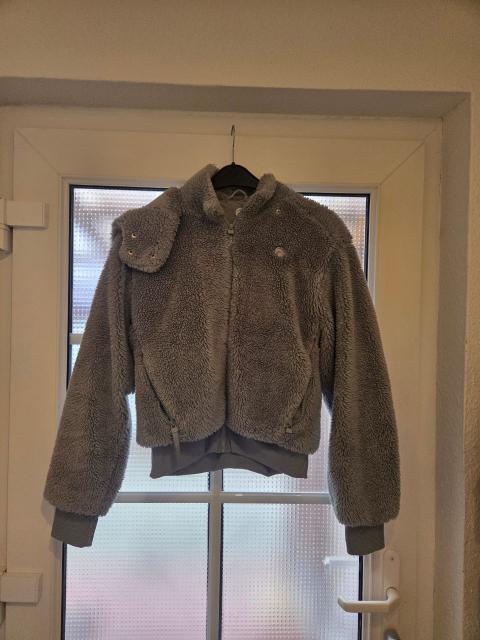 Oceans apart Fell jacke Size M