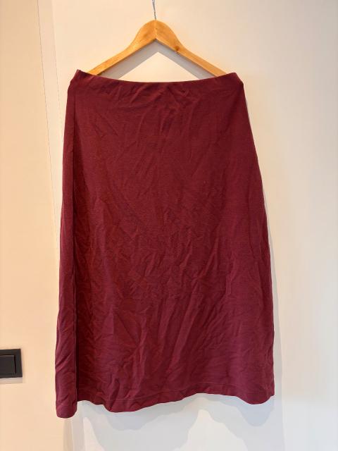 C&A Langer roter Rock Size L