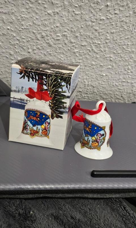 Hutschenreuther Weihnachtsglocke 1979 Porzellan mit Originalverpackung