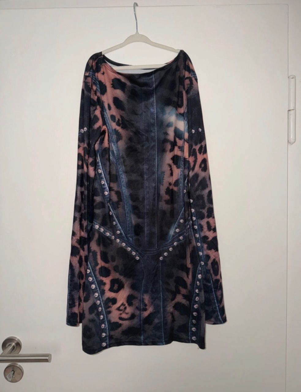 Dress Betty  Leoparden / Midikleid  Size M