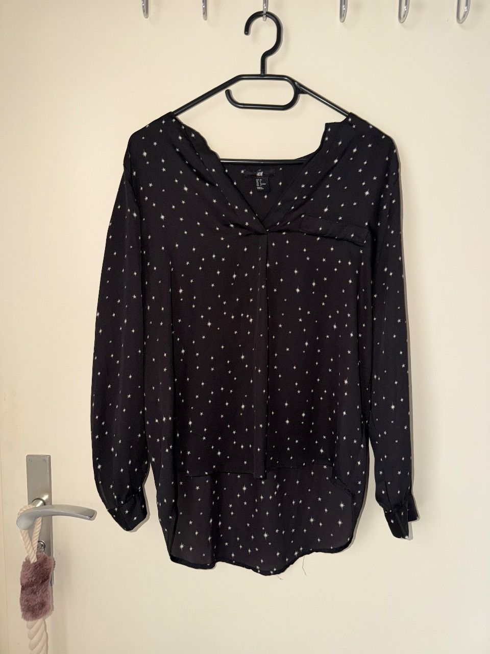 H&M Bluse Schwarz mit Sternchen Gr. 36 / S