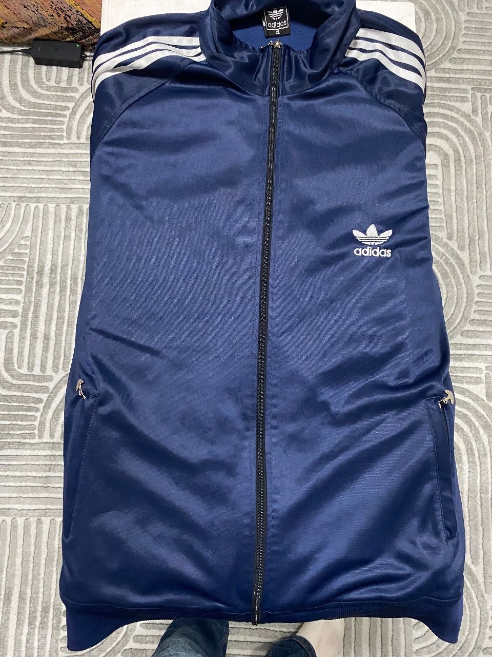 Adidas Ein Adidas Pullover Size XL