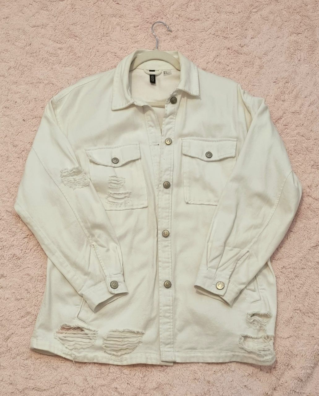 H&M H&M Oversized Jeansjacke Weiß – Longshirt-Style mit Ripped-Details Size S