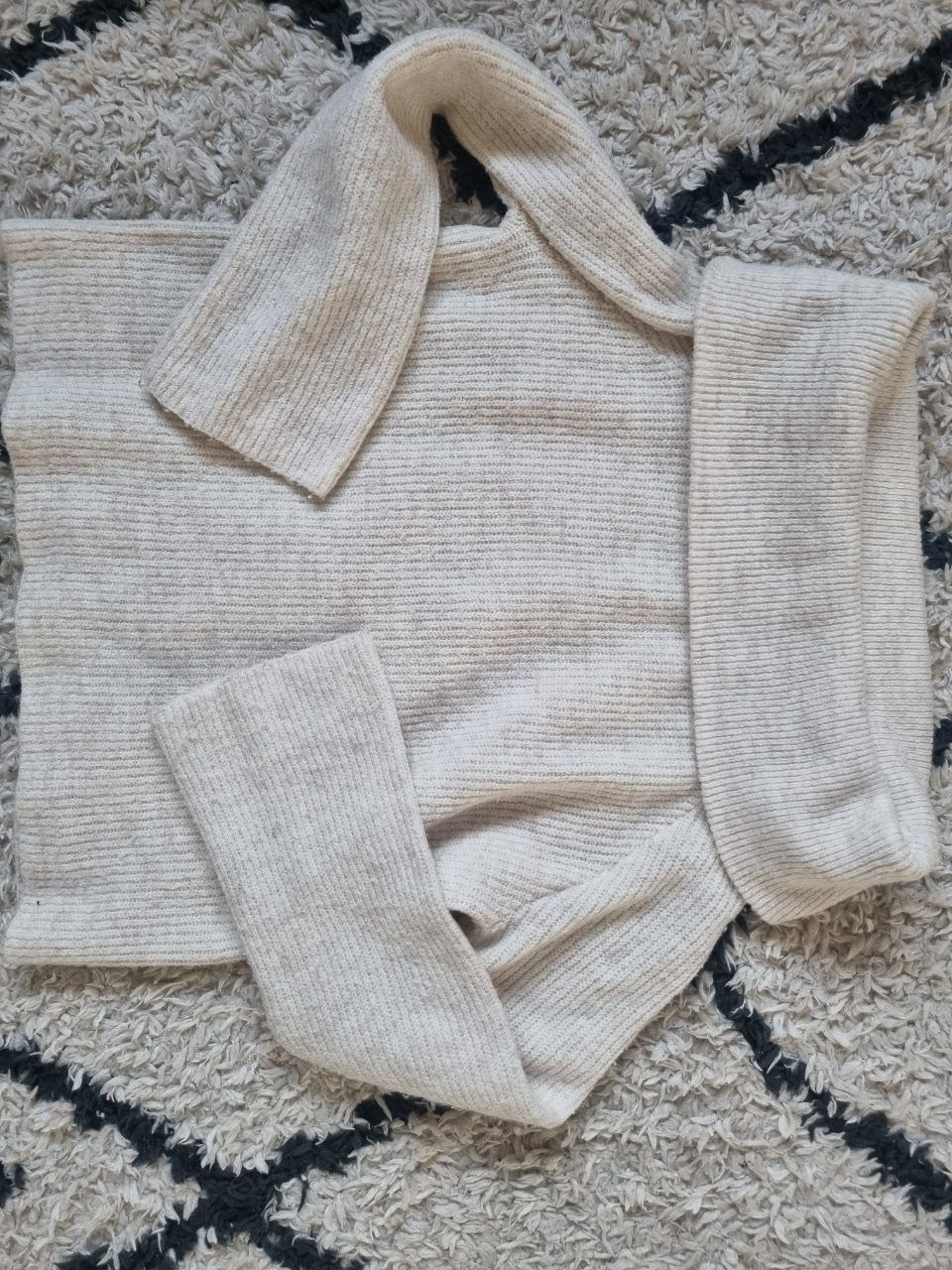 Pageone Süßer Kuschelige Off shoulder Pulli in sehr gutem Zustand •Gr. Xs Size XS