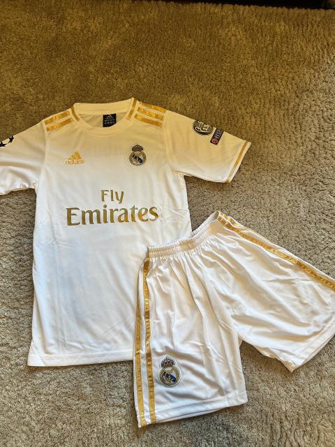 Real Madrid Trikot Set – KROOS #8 für Kinder (Gr. 140 / 9-10 Jahre) Neu