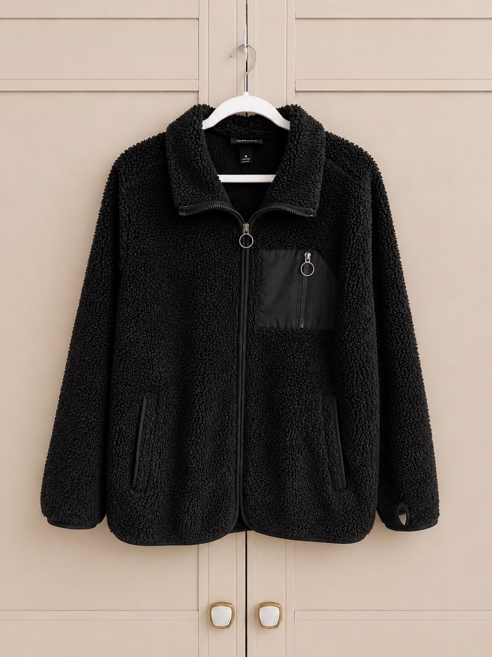 Monki  Schwarze Fleecejacke, Teddyjacke, Monki, Größe M Size M