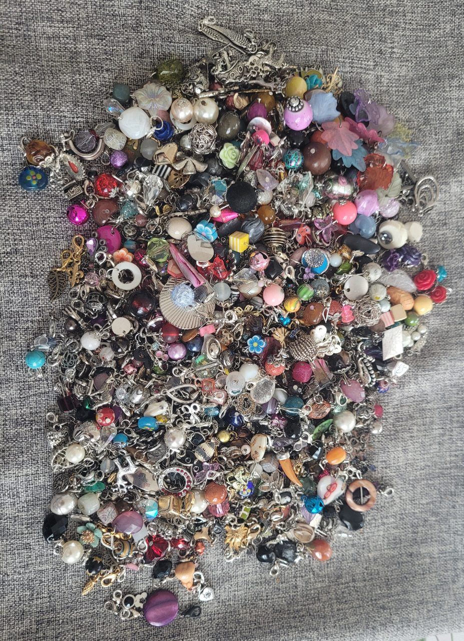 Keine  Charm Anhänger mix