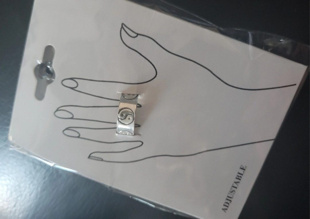 Keine  Ring 