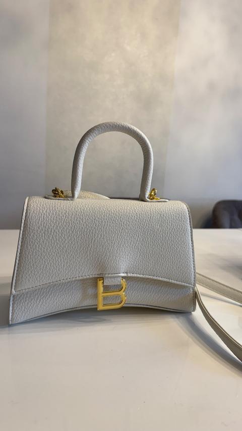 Keine Marke Weiße Tasche mit goldenen Details