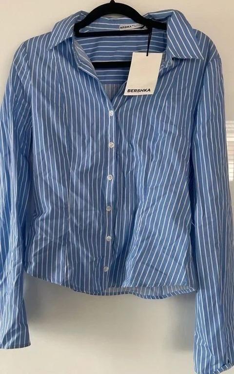 bershka Bershka taillierte Bluse - Größe M - Blau/weiß Gestreift Size M