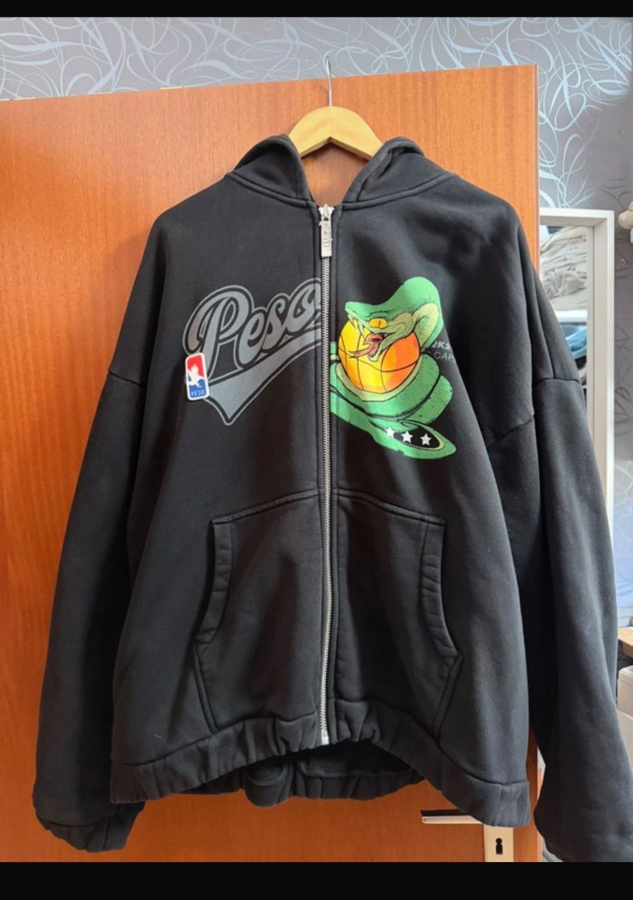 Peso  Zip-Up Hoodie Size XL