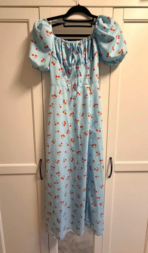 Kirsch-Kleid