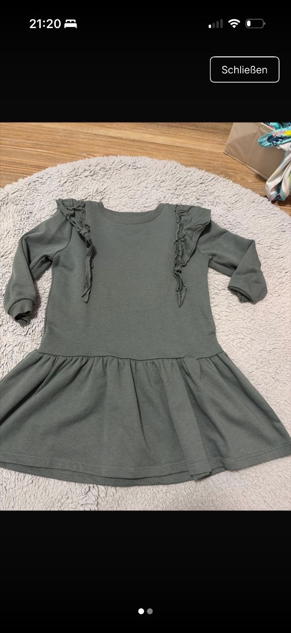 H&M H&m Kleid in grün  Size 98