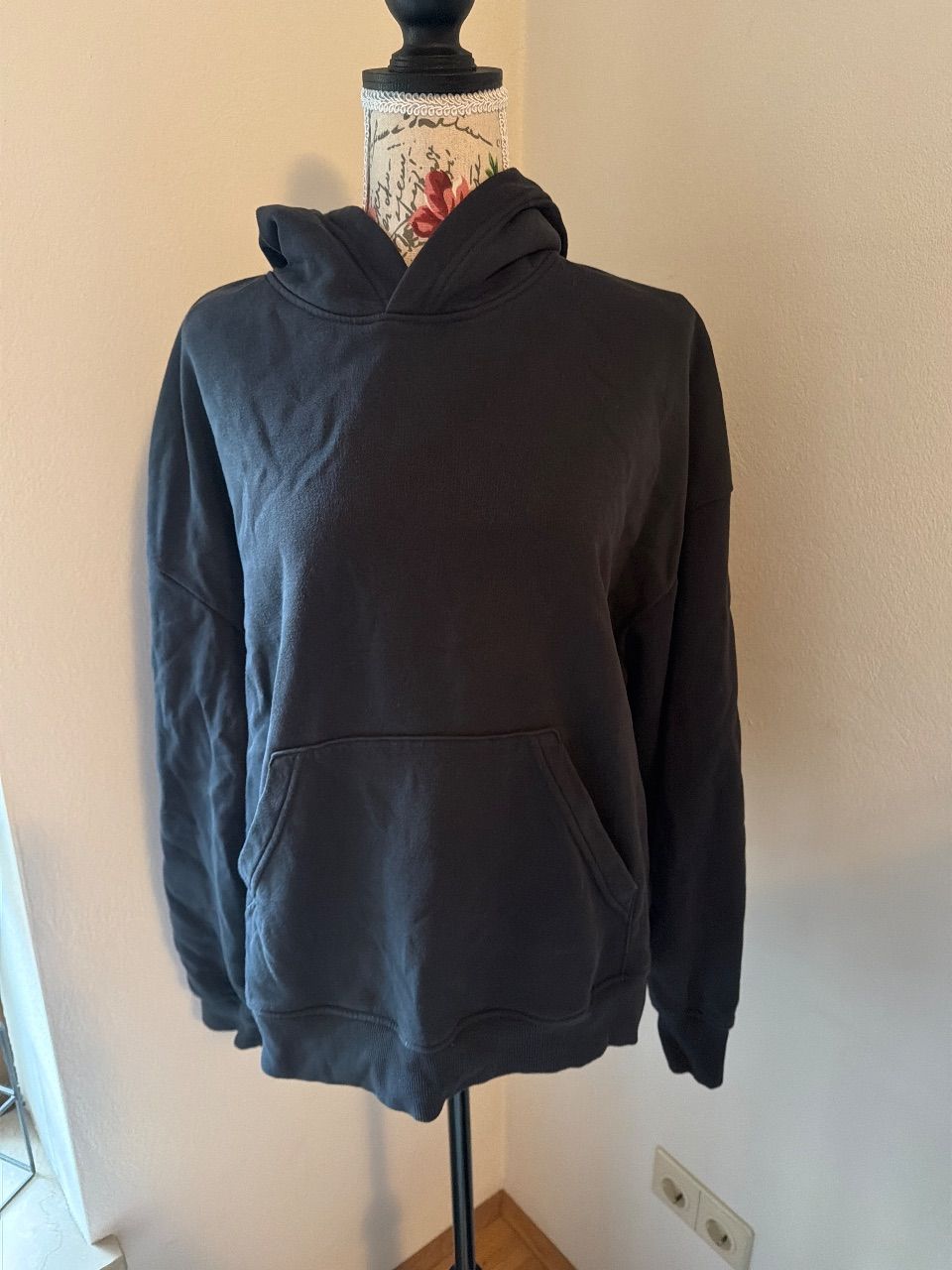 H&m H&M Hoddie Size L