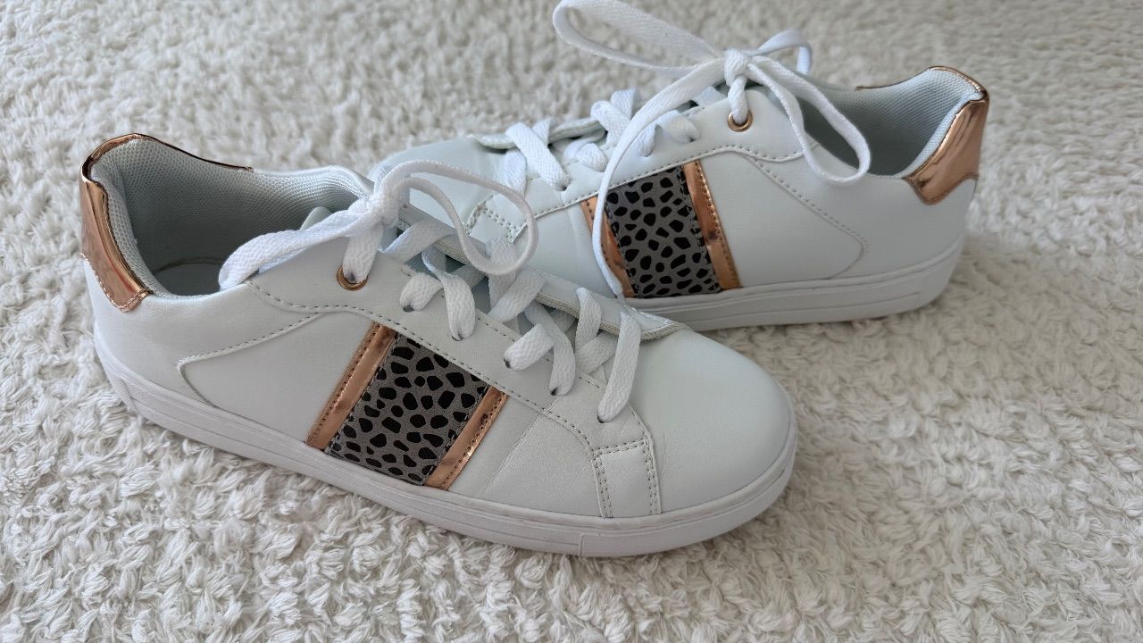 Graceland Graceland weiße Sneaker mit Animal Print – Gr. 39 Size 39