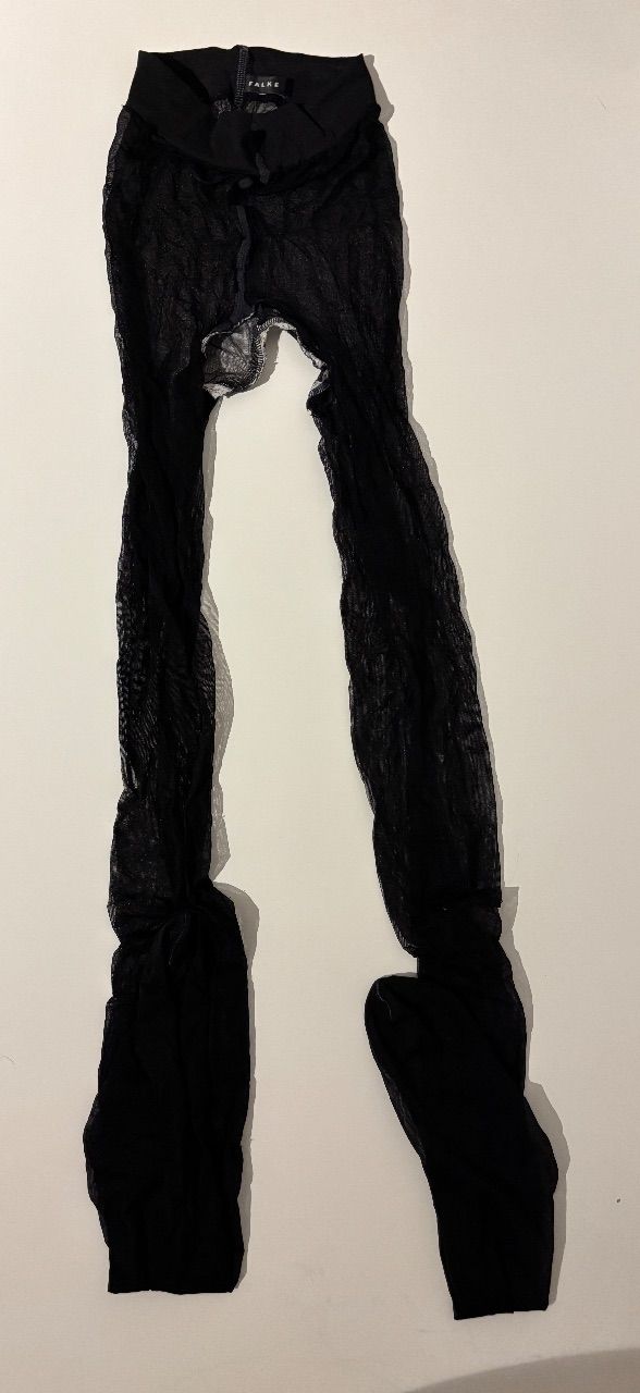 Ohne Marke Schwarze Strumpfhose getragen mit Loch Size S