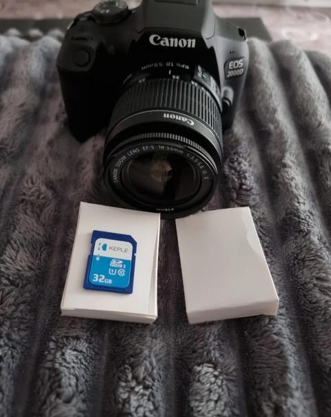 Canon Canon EOS 2000D Kamera