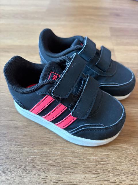 Adidas Adidas Turnschuhe Size 21