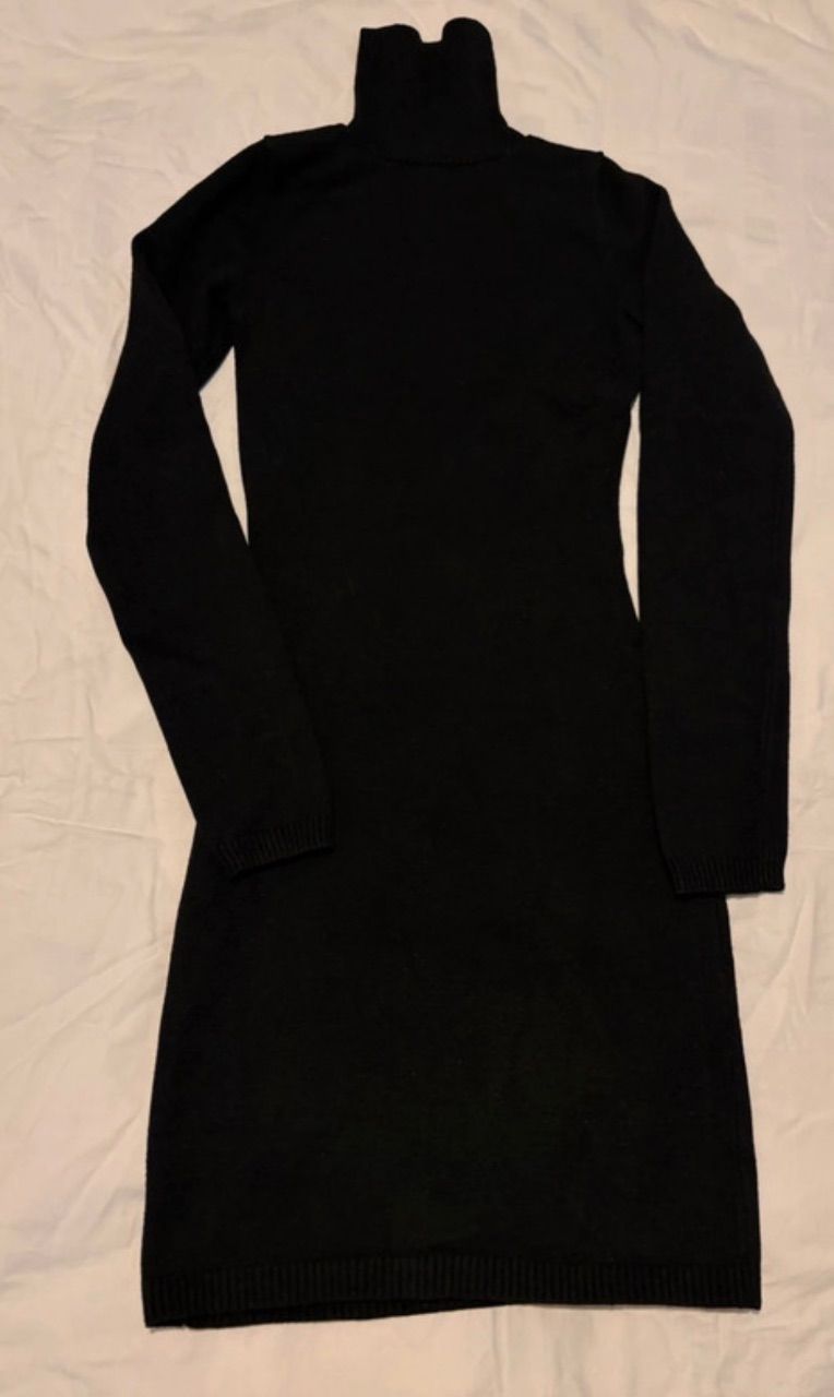 Bershka Winterkleid mit Rollkragen Size XS