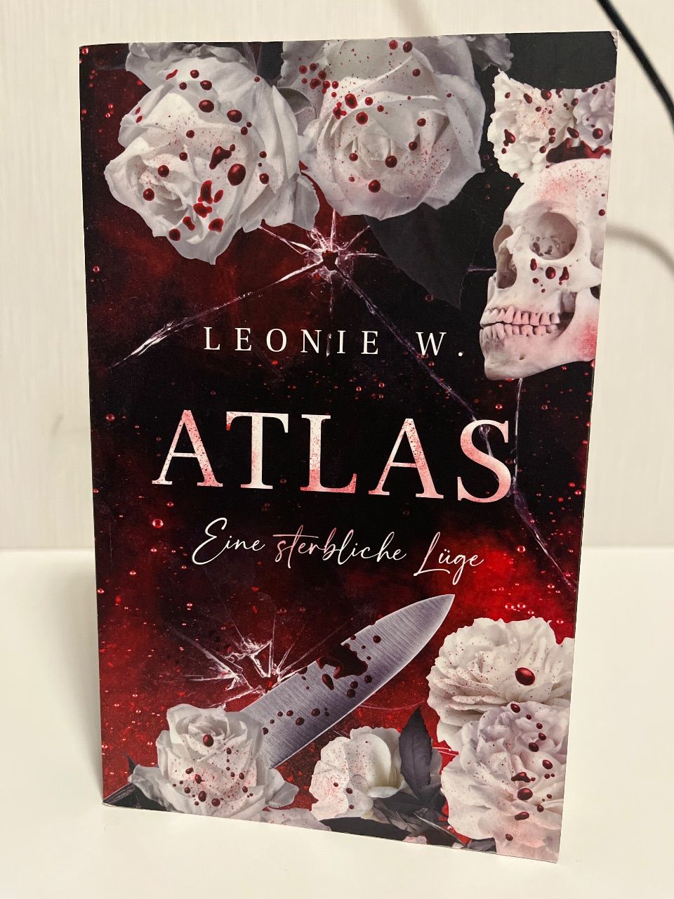 Ohne Marke ATLAS  Eine sterbliche Lüge 