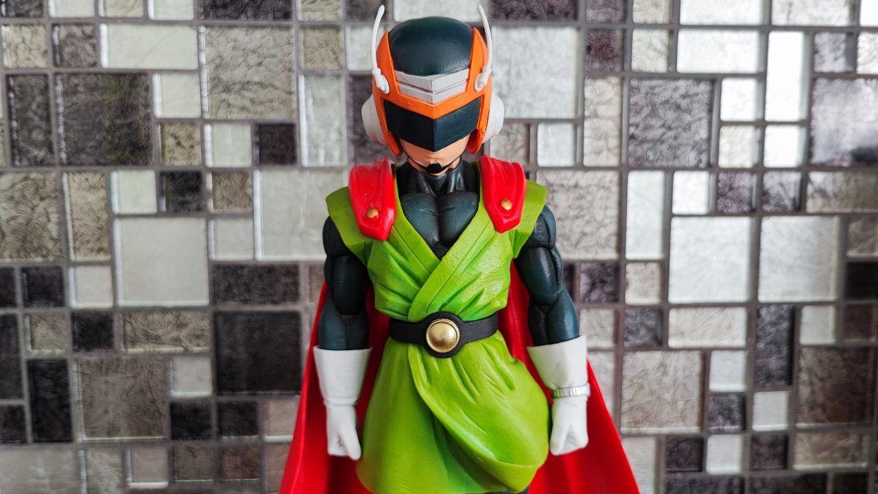Dragon Ball Saiyaman Figur 