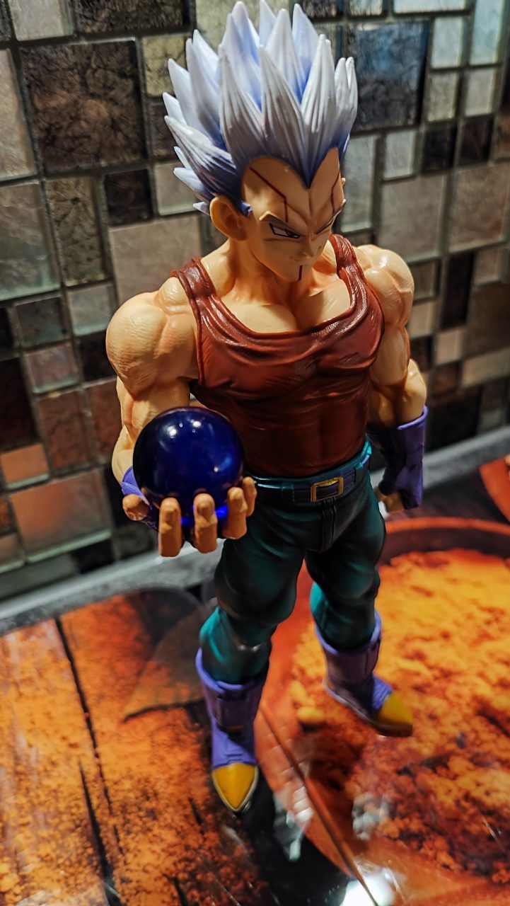 Dragon Ball Baby Vegeta Figur 