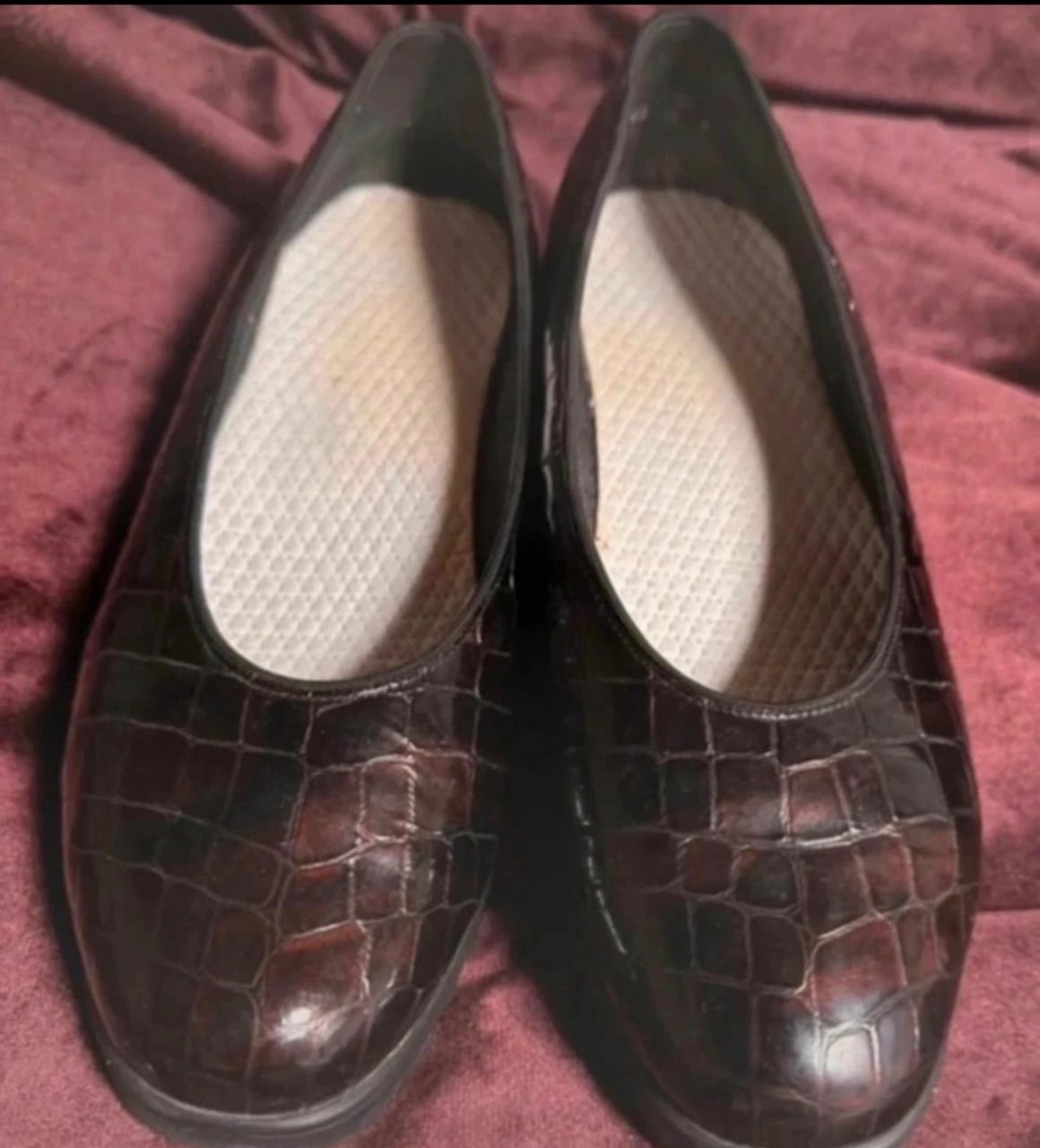 wunderschöne bordeauxfarbe Schuhe Size 39