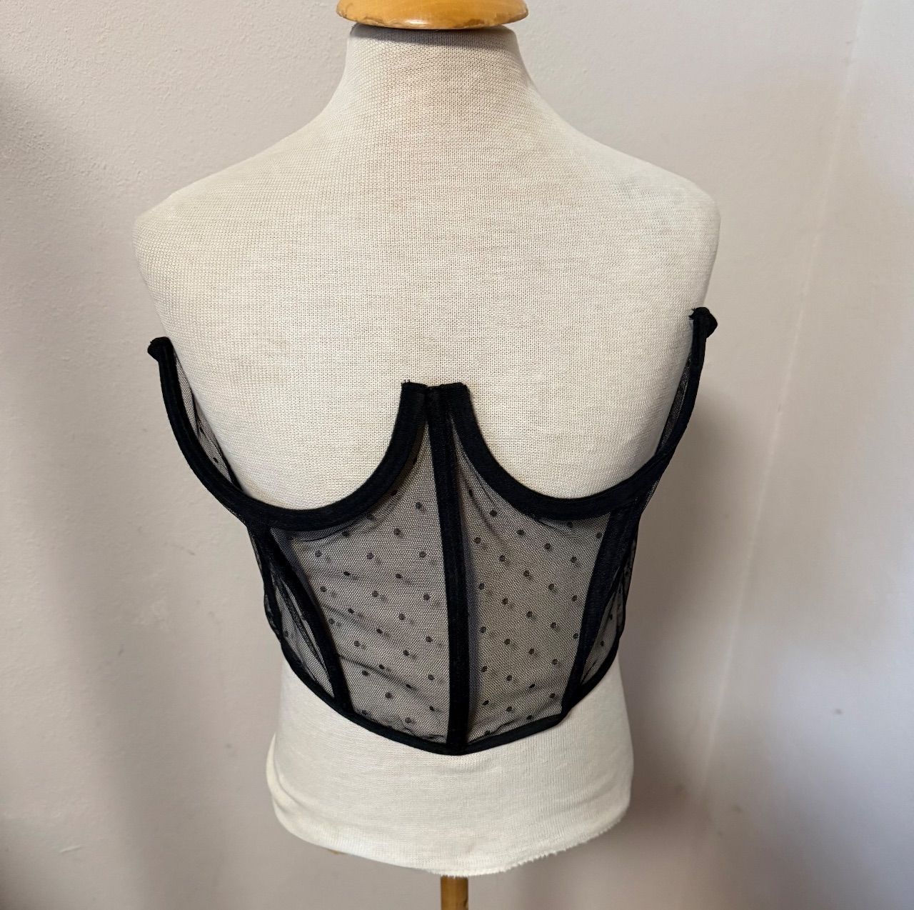schöne Corsage neu Size M