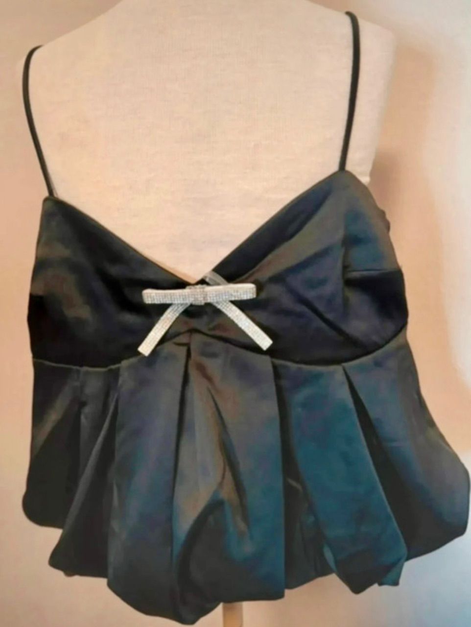 FB Sister wunderschönes Oberteil mit abnehmbarer Dekoschleife neu Marke FB Sister Size M