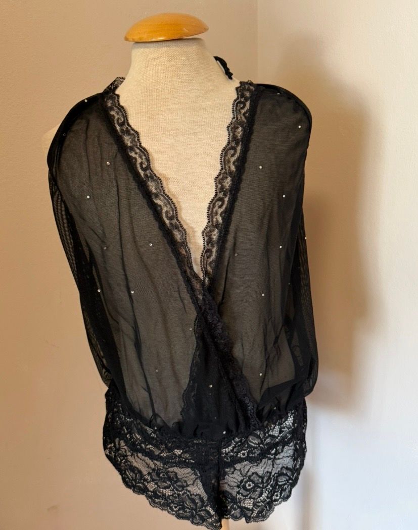 Venus sehr schöner Body neu Marke Venus Size S