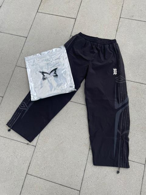 Mertra MERTRA x Umbro Reflective Technical Bottoms – Schwarz Size S