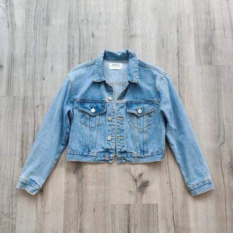 Redial Redial Cropped Jeansjacke – Klassischer Denim-Look Größe S Size S