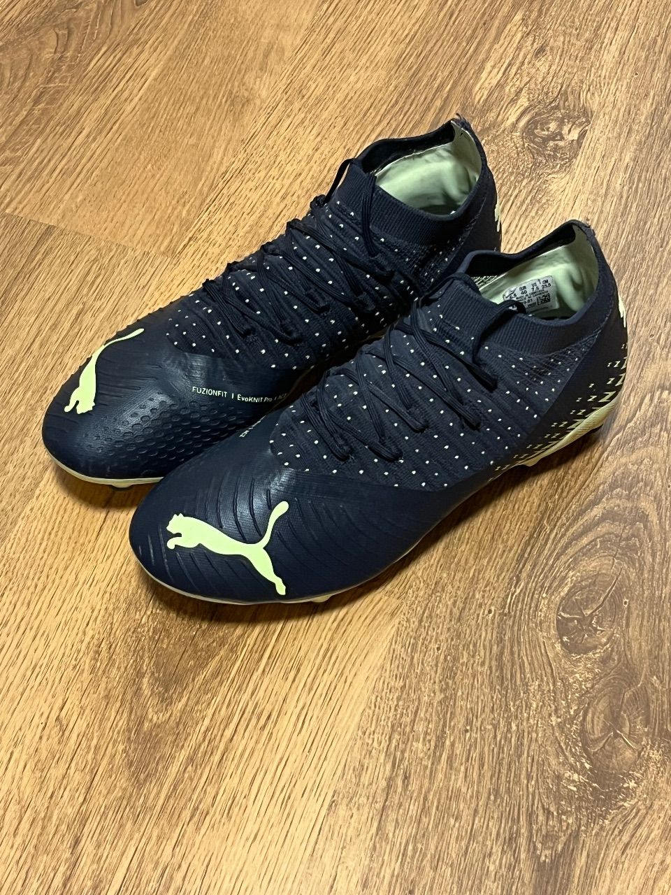 Puma PUMA FUTURE Z Fußballschuhe Schwarz Grün FUZIONFIT Size 40