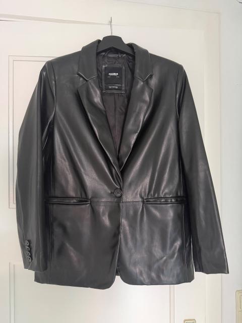 Pull & Bear Lederblazer in schwarz Size S