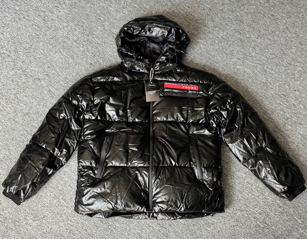 Herren Winterjacke Schwarz Glanz Steppjacke mit Kapuze Daunenjacke