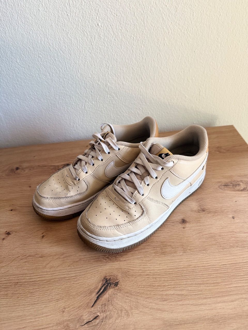 Nike Nike Air Force 1 Low SE Blumen Beige Gr.38.5  Size 38