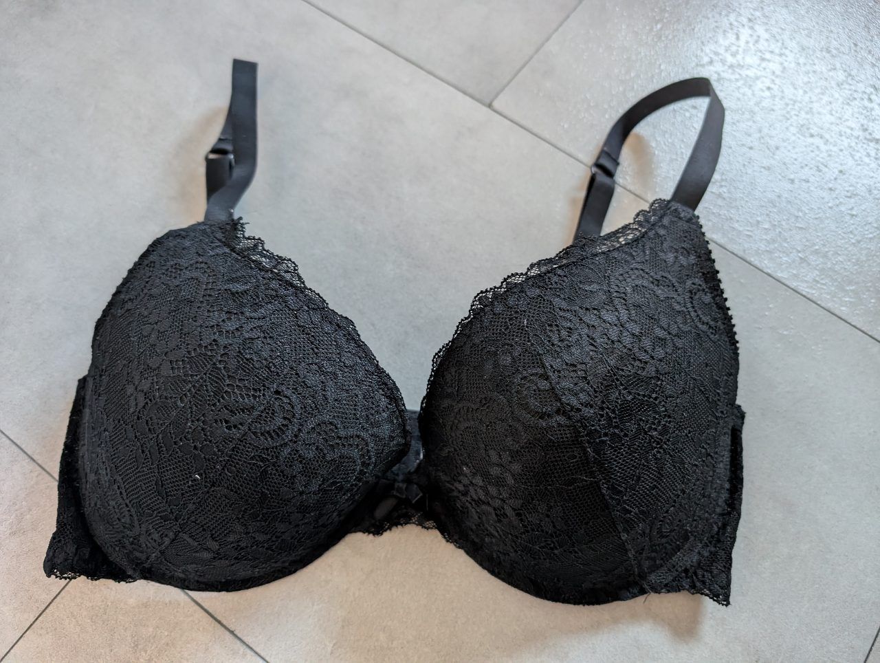 C&A Schalen BH mit Bügel Gr. 80 D mit Spitze schwarz Size M