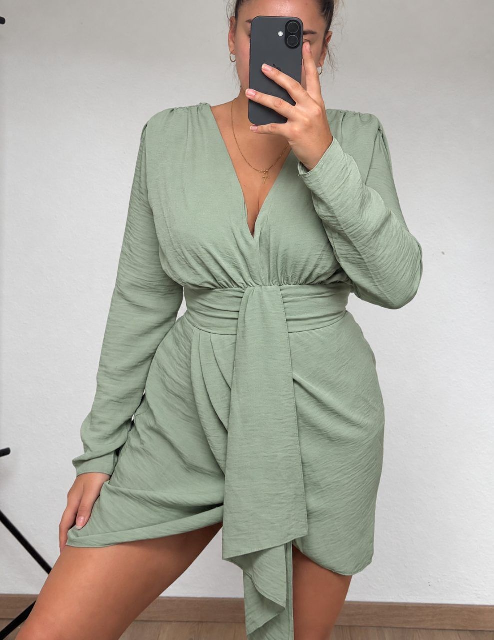 ASOS ASOS Minikleid mit Bindegürtel – Mintgrün – Gr. 38 Size M