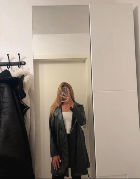 Mantel Size M