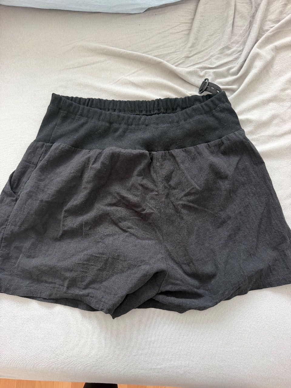 SHEIN  Kurze schwangerschaftshose  Size M