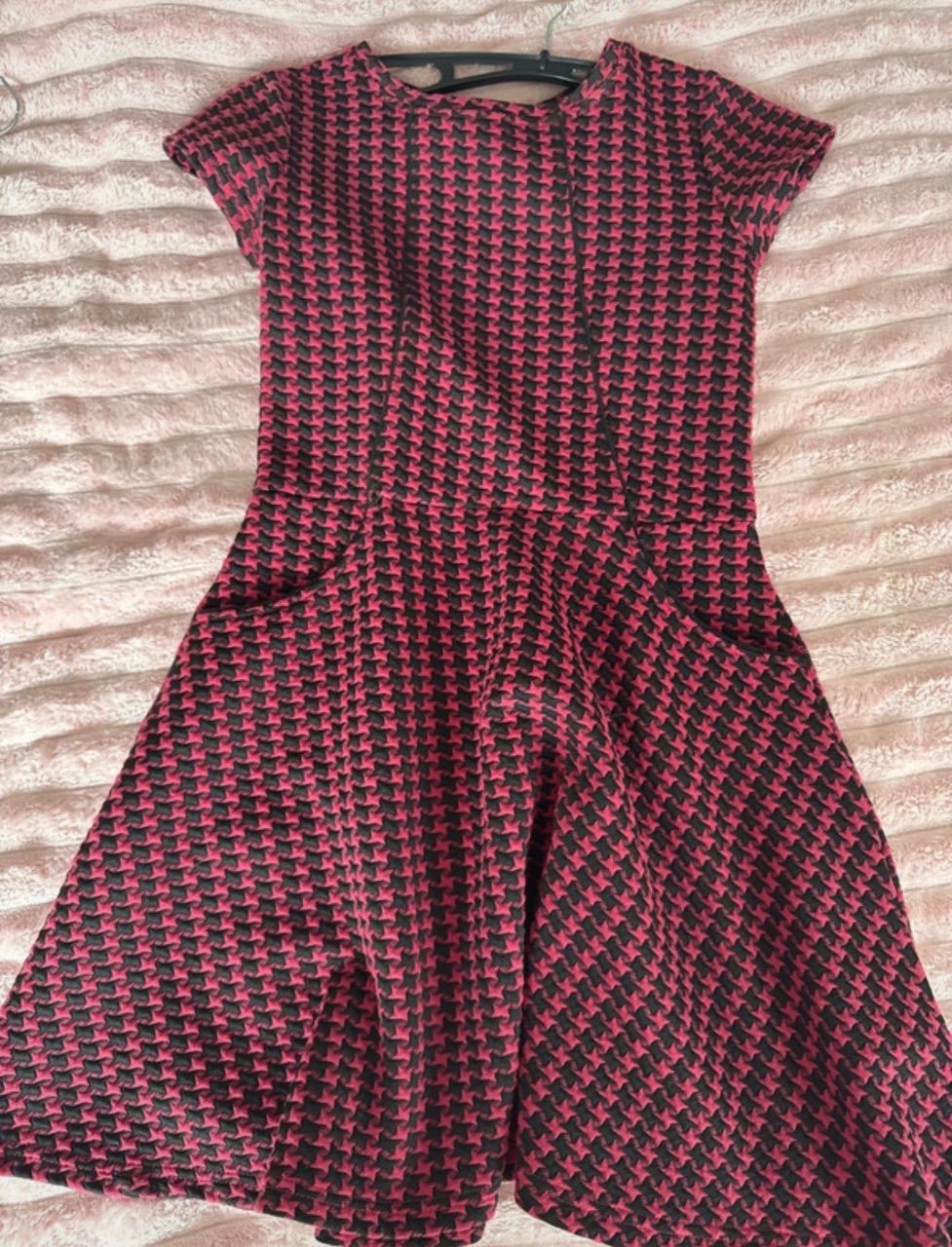 C&A Rot Schwarz Kariertes Kleid von C&A in Größe S Size S