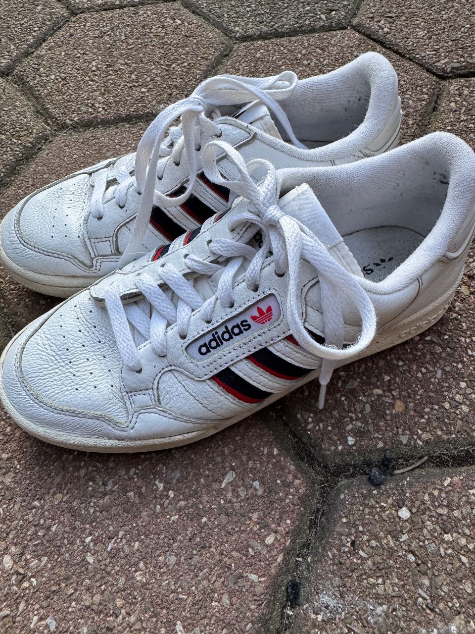 Adidas Adidas Sneaker - weiß mit marine-roten Streifen, Gr. 38 Size 38