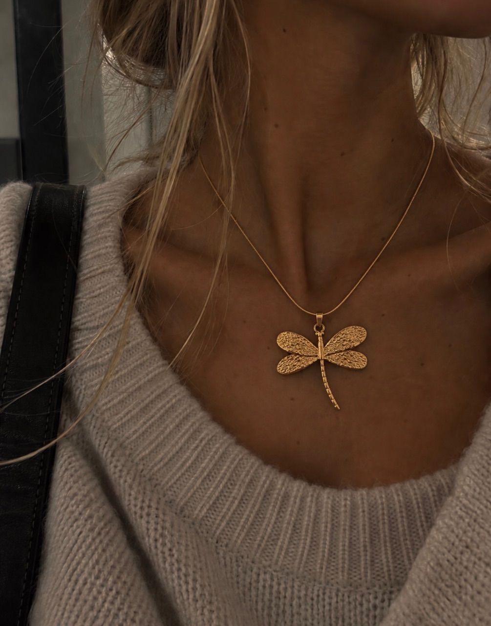 Stockholm Goldfarbene Libellen Kette | Dragonfly | Stockholm Style