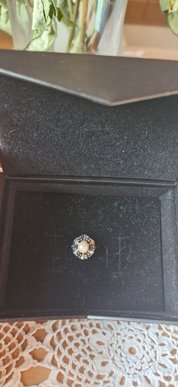Keine Marke Goldring 750/585 mit Saphiren & Perle – Ringgröße 18