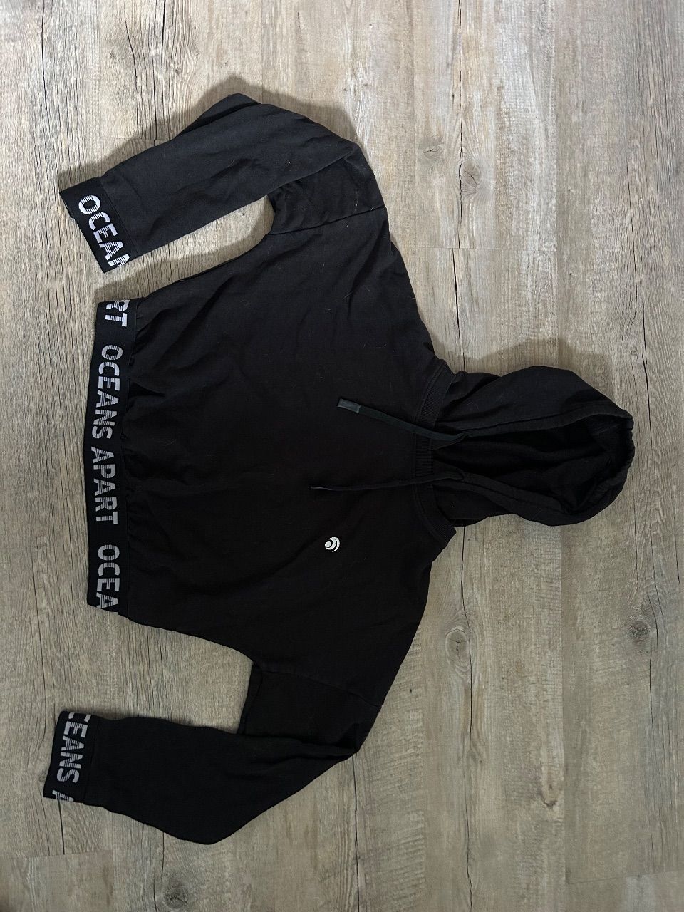 Oceans Apart Oceans Apart cropped Hoodie Size XS