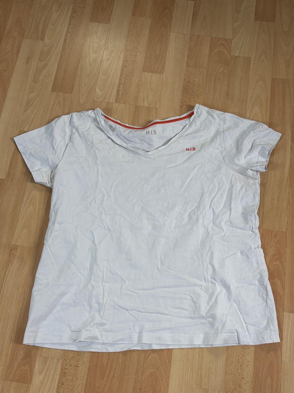 weißes T-Shirt