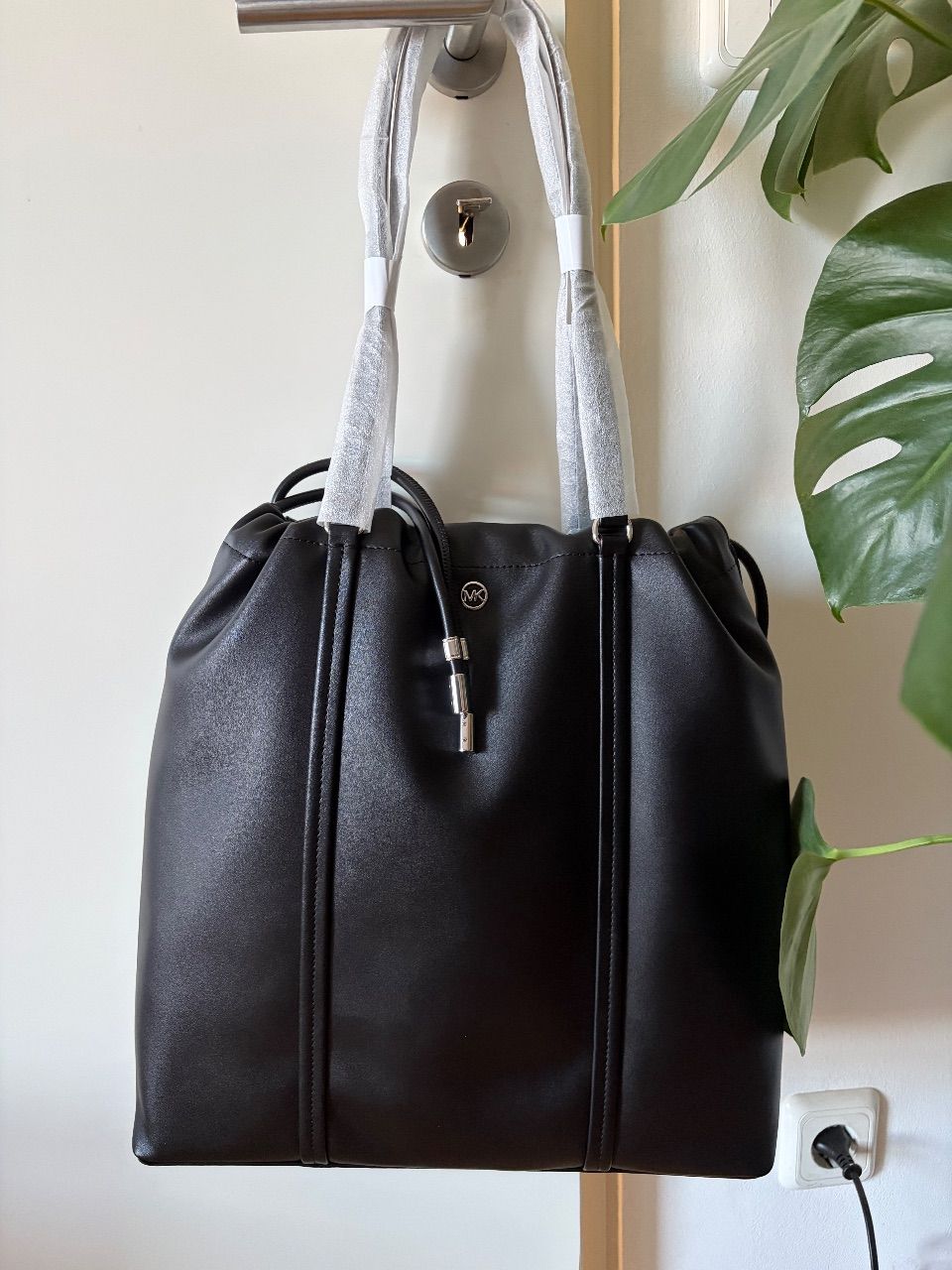 Guess Guess Beuteltasche 