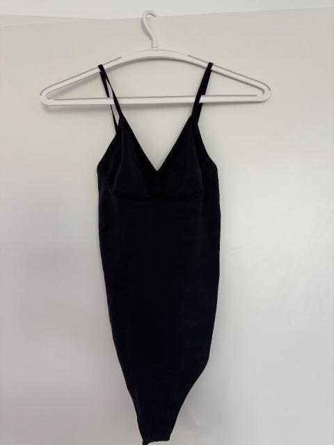 H&M H&M Firm shape sculpting tangabody, s Size S