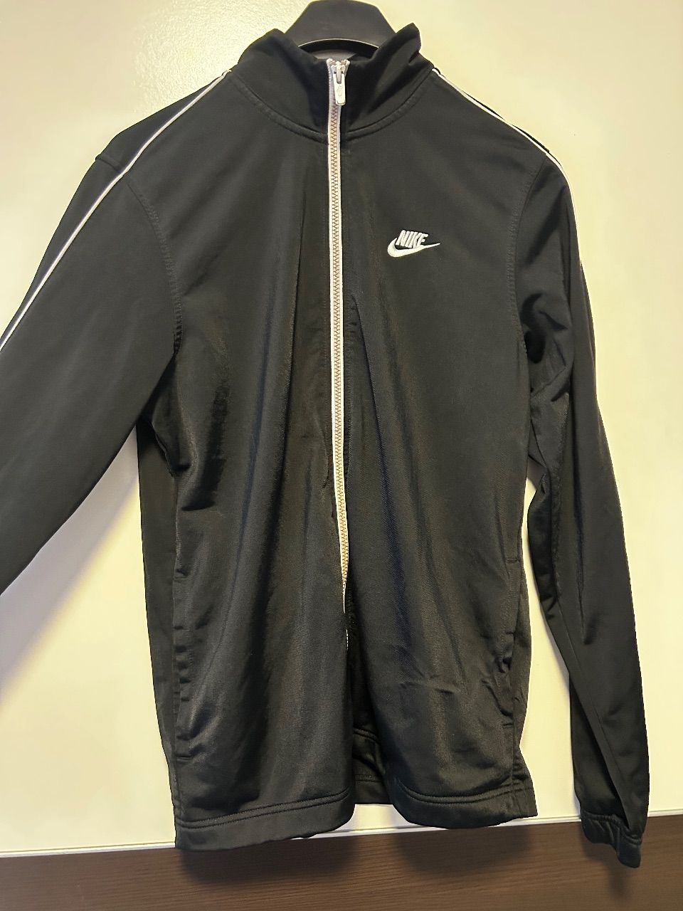Nike Nike Trainingsjacke Schwarz Track Jacket Sportjacke mit Stehkragen Größe  Size M